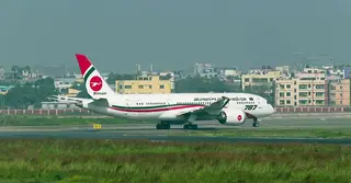 এক যুগেরও বেশি সময় পর আবার চালু হছে ঢাকা–করাচি ফ্লাইট